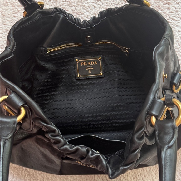 Prada black leather shoulder bag - Picture 9 of 9